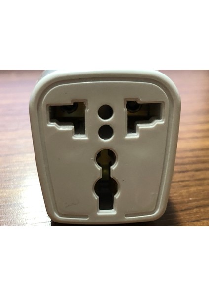 Topraklı Üniversal Çevirici Priz Amerikan Ingiliz Elektrik Fiş Ucu Dönüştürücü Türk Fişe Çeviren