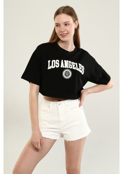 Siyah Baskı Detaylı Crop T-Shirt
