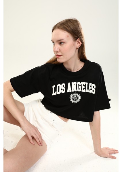 Siyah Baskı Detaylı Crop T-Shirt