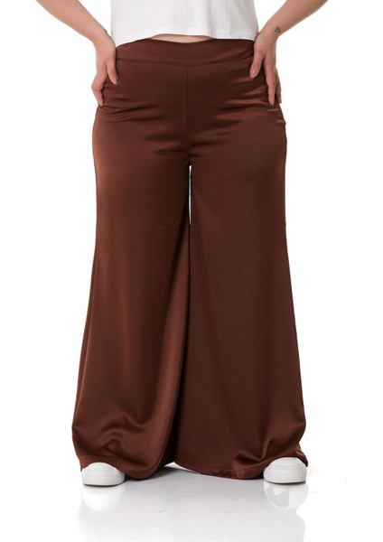 Büyük Beden Geniş Paça Beli Arkadan Lastikli Saten Kahverengi Pantolon