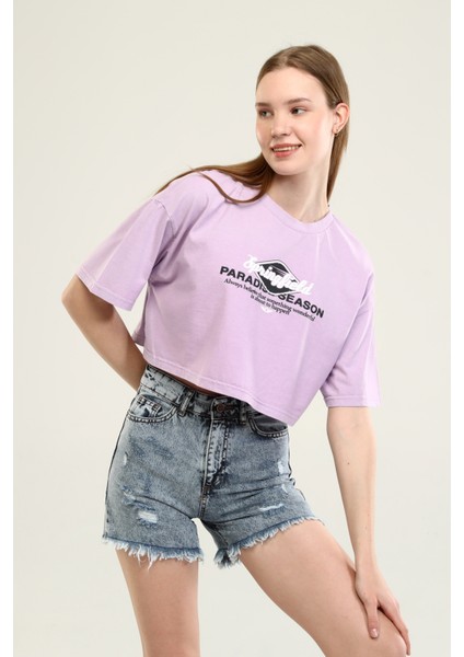 Lila Baskı Detaylı Crop T-Shirt fırsatları