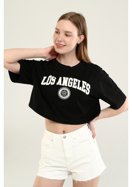 Siyah Baskı Detaylı Crop T-Shirt