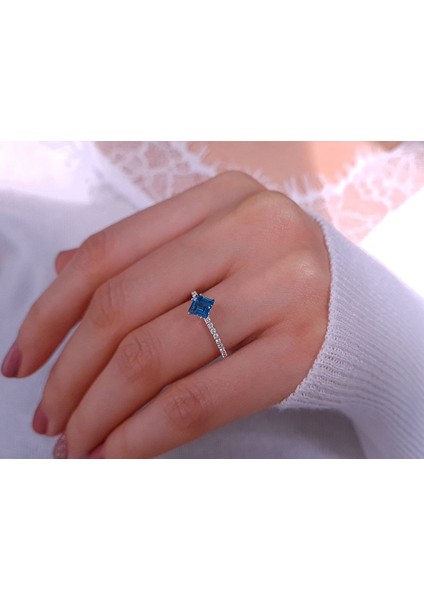 Pırlanta ve Prenses Kesim London Blue Topaz Yüzük 0423R0190 indirimleri