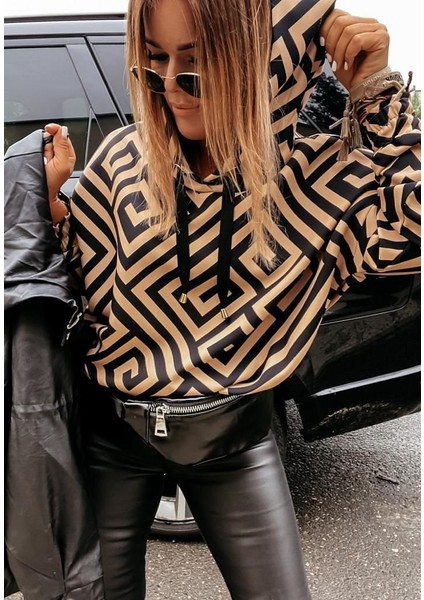 Kadın Kapüşonlu Çizgi Desenli Iki Iplik Kumaş Sweat