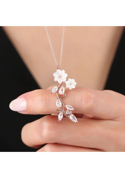 Manolya Çiçeği Işıltı Buketi Rose Renk Flowers Gümüş Kolye