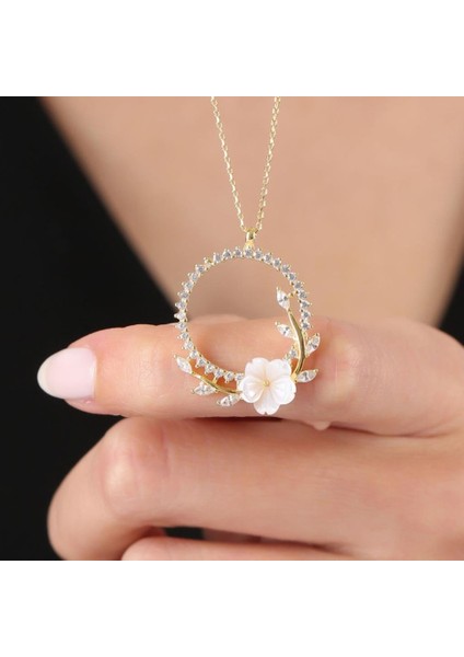 Pırlanta Montür Işıltılı Manolya Çiçeği Tacı Gold Renk Flowers Gümüş Kolye