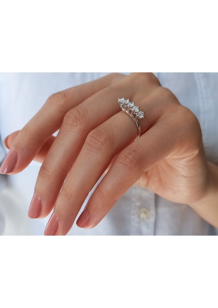 F Renk 0,70 Karat Pırlanta 5 Taş Yüzük 0423R0198 fırsatları