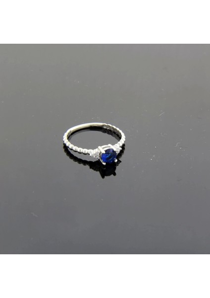 925 Ayar Gümüş Modern Zirkon Taşlı Kadın Yüzük - Silver