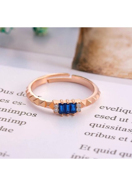 925 Ayar Zirkon Taşı Süslemeli Baget Taş Gümüş Yüzük Rose modelleri