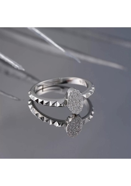 925 Ayar Zirkon Taş Süslemeli Elips Ayarlanabilir Gümüş Yüzük Silver