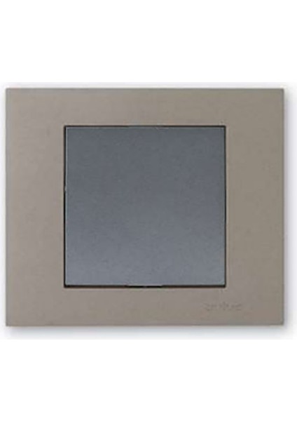 Grano Metalik Anahtar Füme + Antrasit Çerçeve