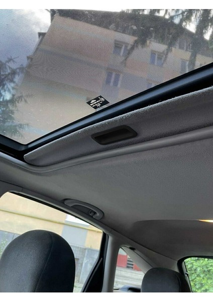 Ford Focus Mk1 98–05 Sunroof Perde Tutamak Plastiği