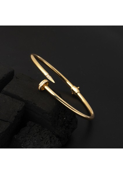 14 Ayar Taşlı Çivili Kelepçe Altın Bilezik modelleri