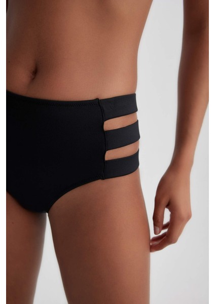 Fall in Love Regular Fit Yüksek Bel Bikini Altı T4305AZ23HS fırsatları