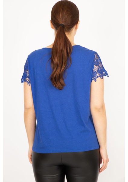 Kadın Kırmızı Büyük Beden Pamuklu Kumaş Dantel Detaylı Bluz modelleri