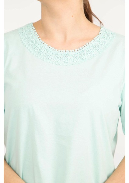 Kadın Lila Büyük Beden Pamuklu Kumaş Dantel Detaylı Bluz indirimleri