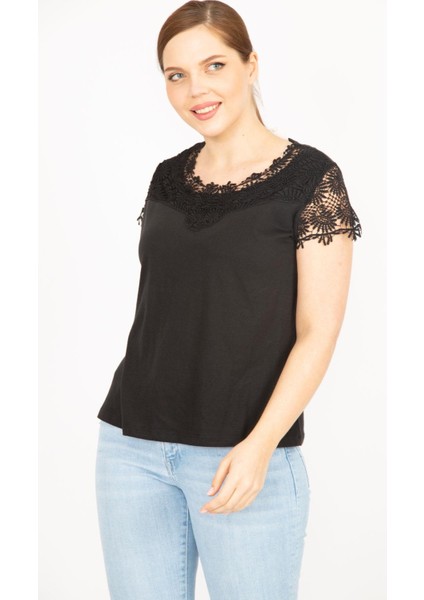 Kadın Kırmızı Büyük Beden Pamuklu Kumaş Dantel Detaylı Bluz indirimleri