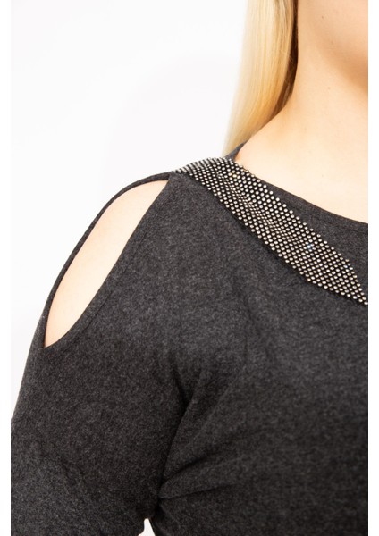 Kadın Antrasit Tek Omuz Dekolteli Taş Detaylı Bluz 65N35426 fırsatları