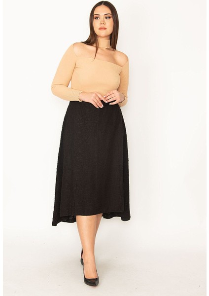 Kadın Siyah Bel Lastikli Buklet Kumaş Arkası Uzun Etek 65N35385 indirimleri