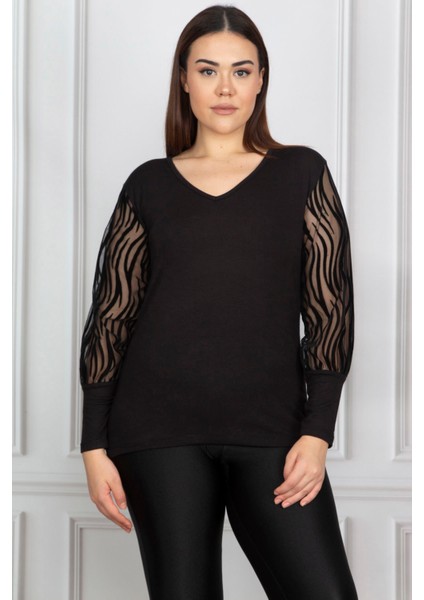 Kadın Büyük Beden Siyah Kolu Flok Tül Bluz 65N17976 fırsatları