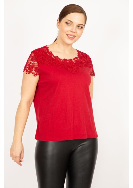 Kadın Kırmızı Büyük Beden Pamuklu Kumaş Dantel Detaylı Bluz