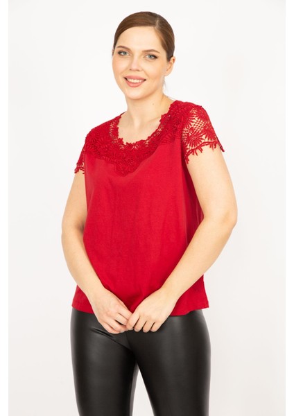 Kadın Kırmızı Büyük Beden Pamuklu Kumaş Dantel Detaylı Bluz fırsatları