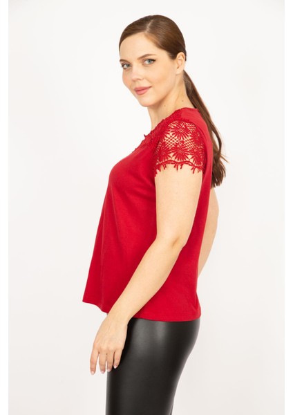 Kadın Kırmızı Büyük Beden Pamuklu Kumaş Dantel Detaylı Bluz indirimleri