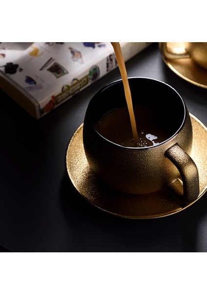 Küçük Lüks Altın Seramik Kahve Fincanı Set Ev Basit Modern Çay Bardağı Seti Nordic Öğleden Sonra Çay Teacup Sacker Kahve Kupası | Kahve Kupası ve Amp;tabak Setleri (Yurt Dışından)
