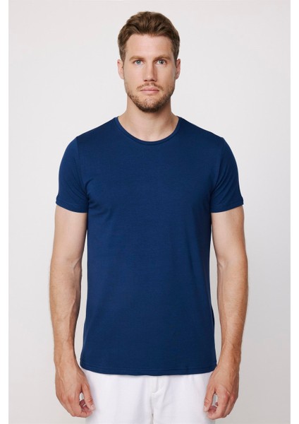 Slim Fit Bisiklet Yaka Düz Basıc Kısa Kol Lacivert T-Shirt fiyatları