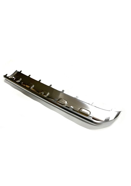 Mercedes W464 G63 Amg Ön Tampon Alt Trim (Sol-Uzun) modelleri