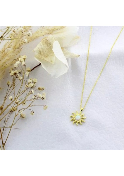 925 Ayar Gümüş Opal Taşlı Güneş Kolye fırsatları