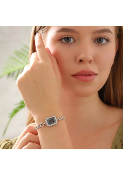 925 Ayar Gümüş Zirkon Taşlı Damla Motifli Gümüş Bileklik Silver