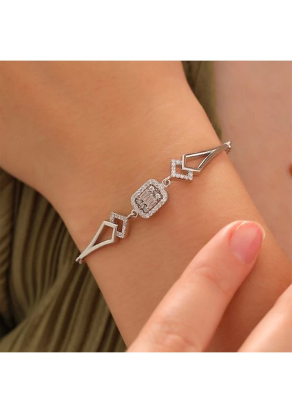 925 Ayar Gümüş Zirkon Taşı Süslemeli Baget Bileklik Silver fiyatları