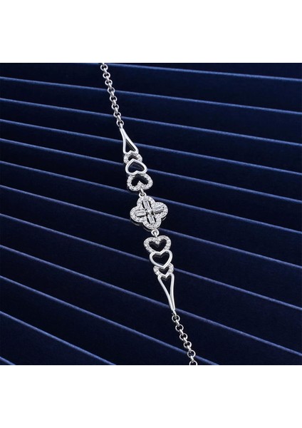 925 Ayar Gümüş Zirkon Taşlı Kalp Motifli Dört Yapraklı Yonca Bileklik Silver modelleri