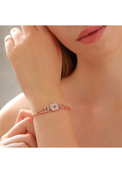 925 Ayar Zirkon Taşlı Kalp Motifli Kare Gümüş Bileklik Rose