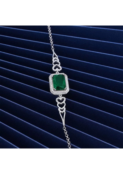 925 Ayar Zirkon Taşı Süslemeli Kalp Motifli Gümüş Bileklik Silver modelleri