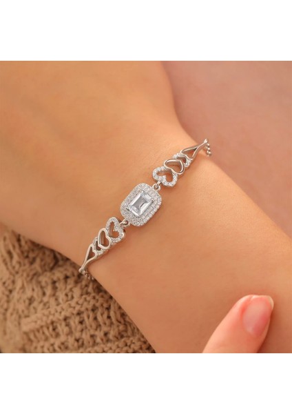 925 Ayar Zirkon Taşlı Kalp Motifli Gümüş Bileklik Silver fiyatları