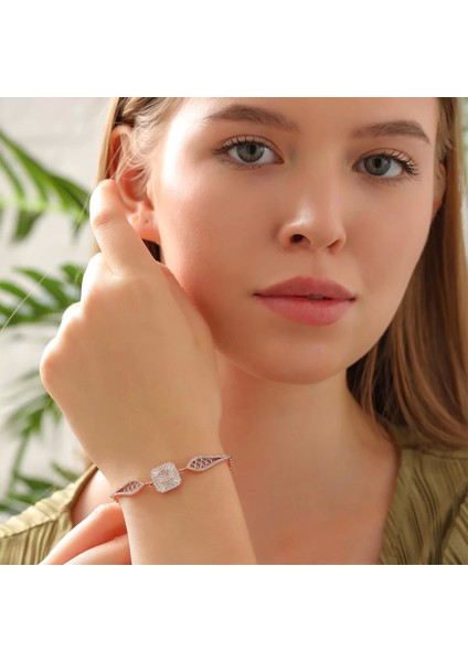 925 Ayar Gümüş Zirkon Taşı Süslemeli Örgü Model Bileklik Rose fiyatları