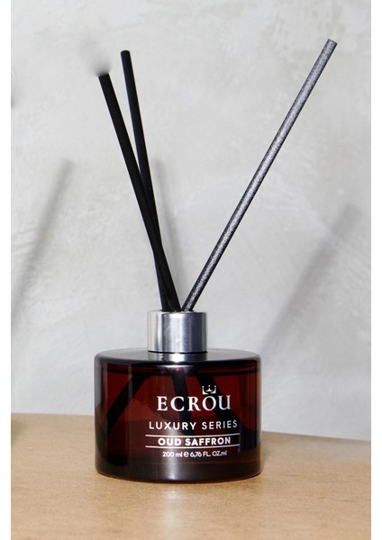 Lux Oud Saffron Diffuser 200 ml