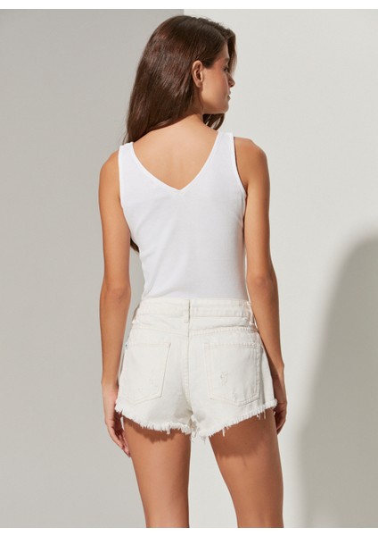 Normal Bel Normal Beyaz Kadın Şort 330305 fırsatları