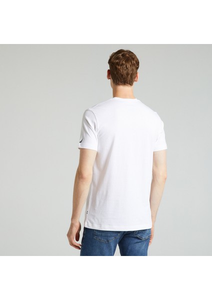 Nautıca Erkek Beyaz Standart Fıt Kısa Kollu T-Shırt fiyatları