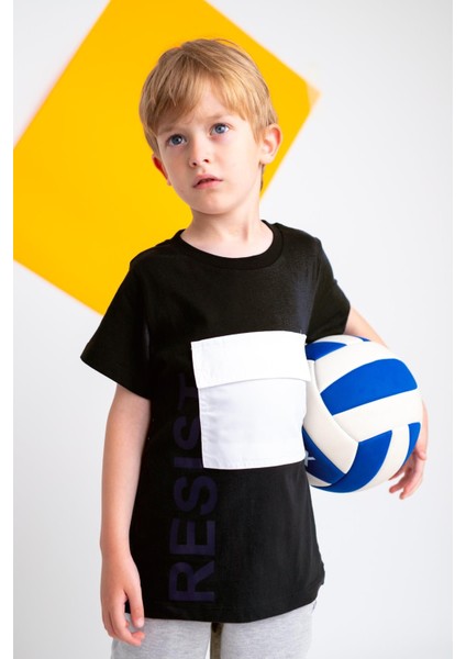 Erkek Çocuk Resist Baskılı Cepli T-Shirt modelleri