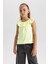 Kız Çocuk Regular Fit Volanlı Pamuklu Atlet X0695A622HS 1