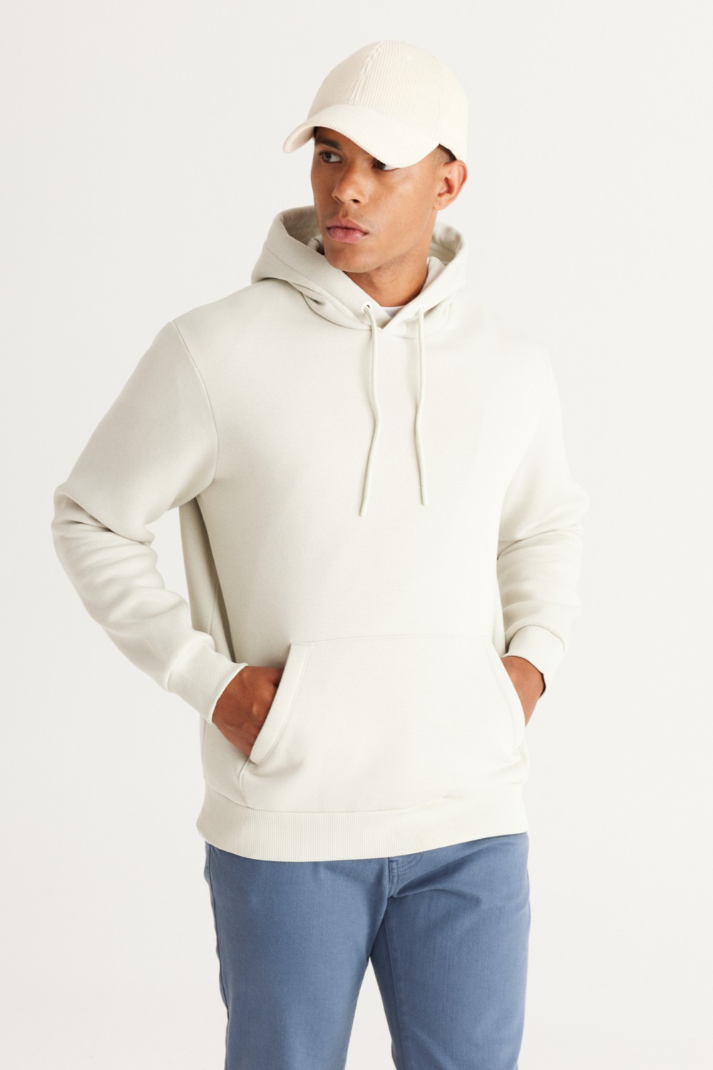 Altınyıldız Classics Erkek Siyah Standart Fit Normal Kesim Içi Polarlı 3 Iplik Kapüşonlu Pamuklu Sweatshirt görsel 8