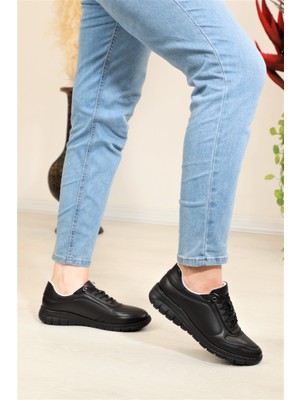 Konfores 1684 Deri Anatomik Tabanlı Bayan Günlük Ayakkabı - NKT01684-SIYAH-36