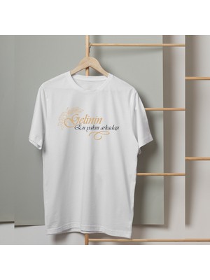 Mor Mürekkep Gelinin En Yakın Arkadaşı Yazı Baskılı Kadın Tshirt
