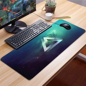 SonicTouch Yeşil Üçgen Desenli Kaydırmaz Gaming Oyuncu Masaüstü Dikişsiz Klavye Pad/ped 32X70cm