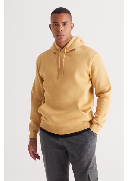 Erkek Hardal Standart Fit Içi Polarlı 3 Iplik Kapüşonlu Kanguru Cepli Pamuklu Sweatshirt