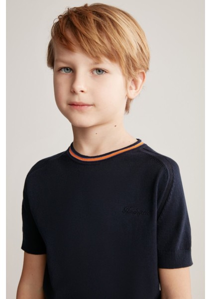 Nakış Logolu Yaka Detaylı Lacivert Triko Çocuk T-Shirt modelleri