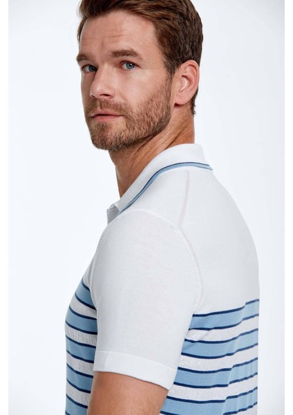 Mavi Çizgi Desenli Beyaz Triko Polo modelleri